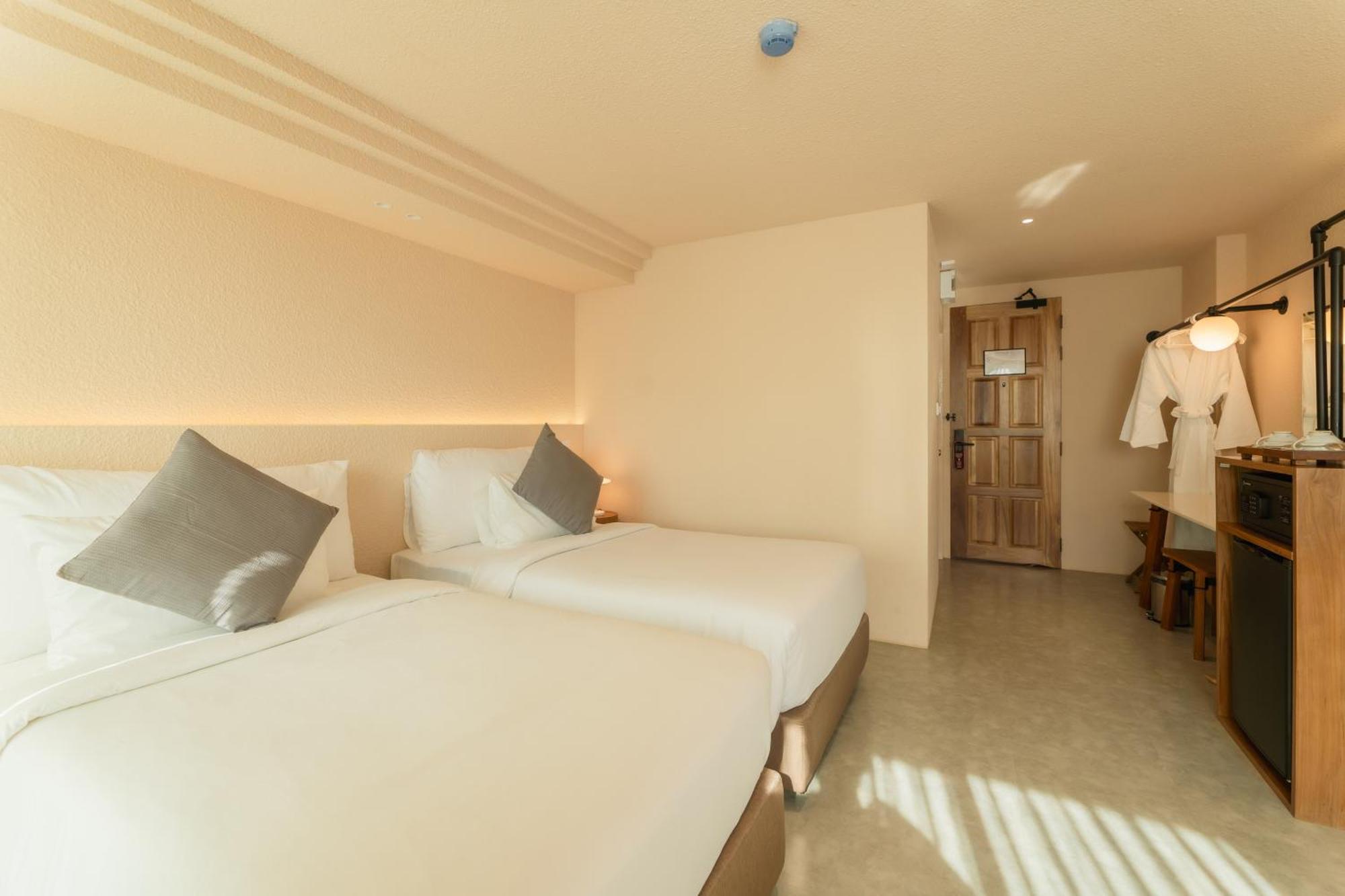 Mai Hotel Chiang Mai Buitenkant foto